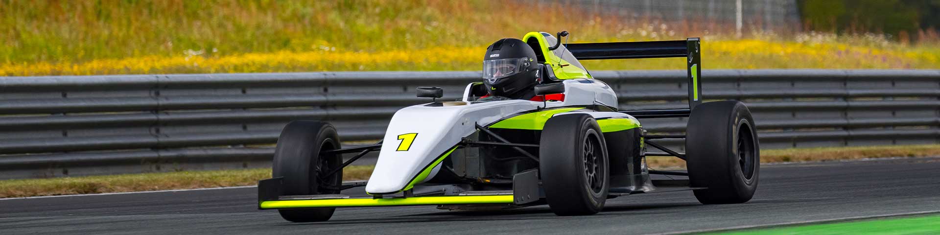 Formule 4 Tatuus sur circuit