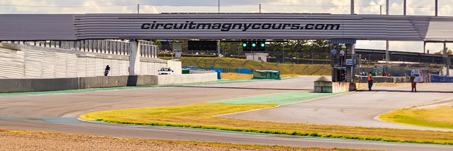 Stage de pilotage Magny Cours