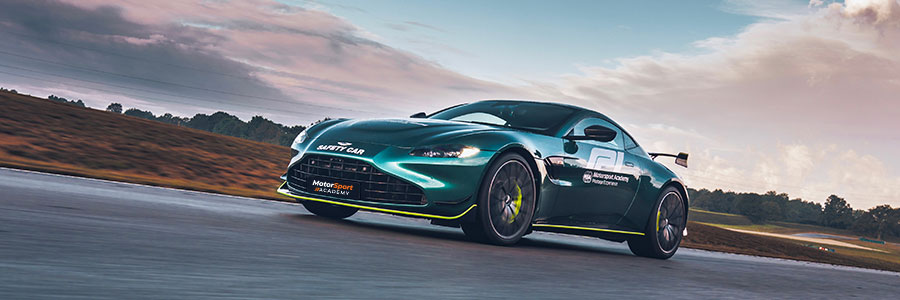 Stage de pilotage La Châtre en Aston Martin Vantage F1 Edition