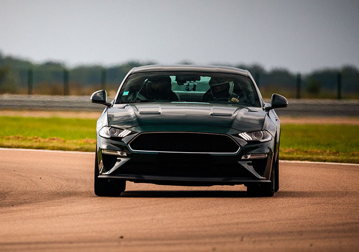 Stage de pilotage sur circuit Ford Mustang